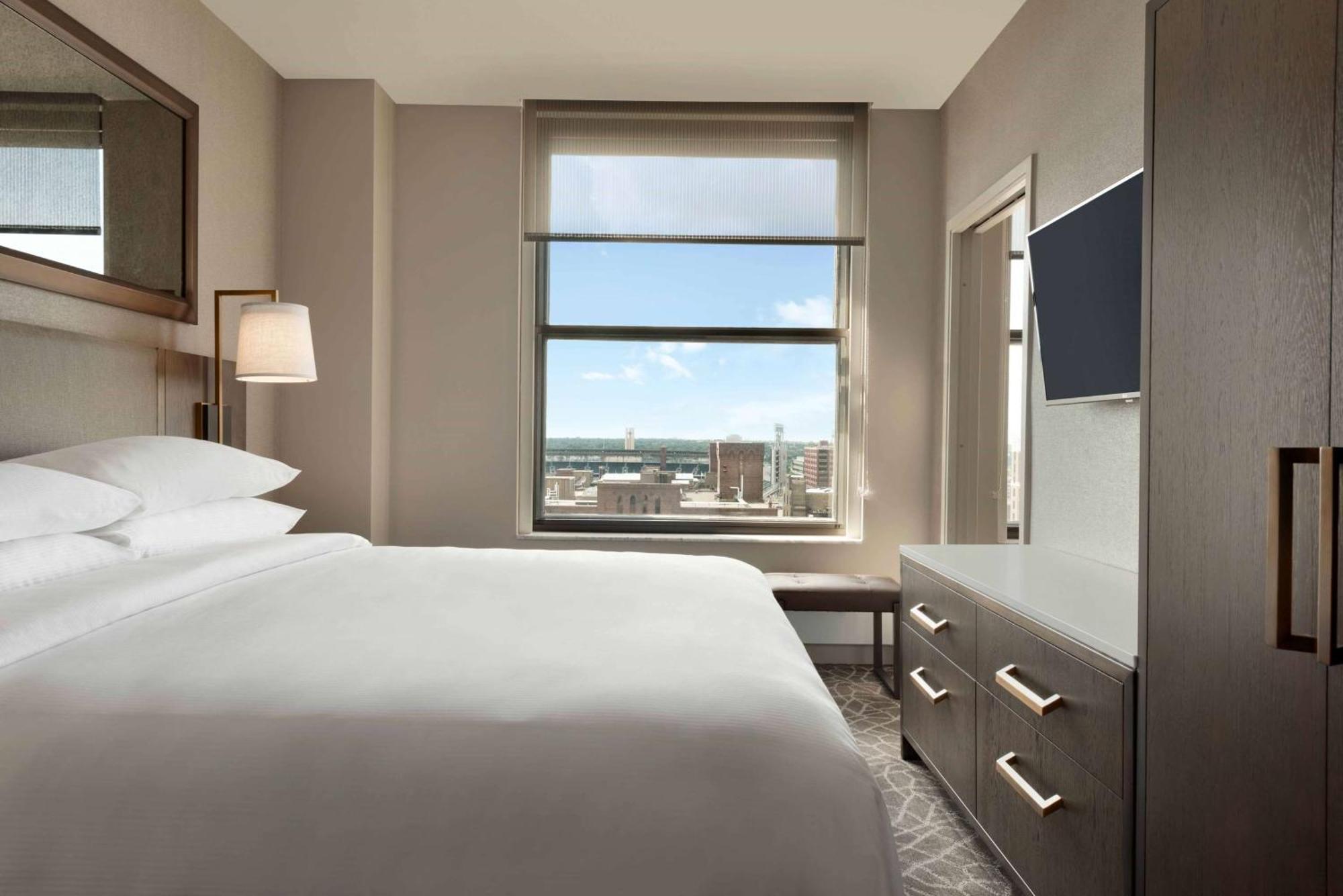 Embassy Suites By Hilton Minneapolis Downtown Hotel Eksteriør bilde